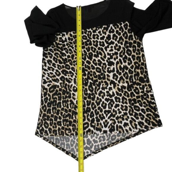 Vince Camuto Top Bell Sleeves Asymmetric Front Size Small Oversized Mobwife - Picture 9 of 12